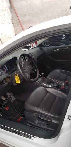 Volkswagen Vento 2.5 Luxury 170cv 2014