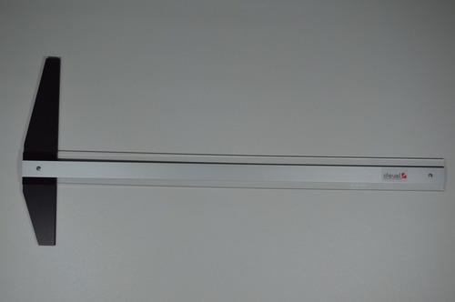 Imagen 1 de 5 de Regla T Deval Profesional De Aluminio | 60cms