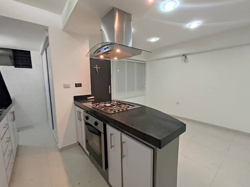 Imagen 8 de 15 de Apartamento En San Juan Bautista Iii, La Machiri Ec