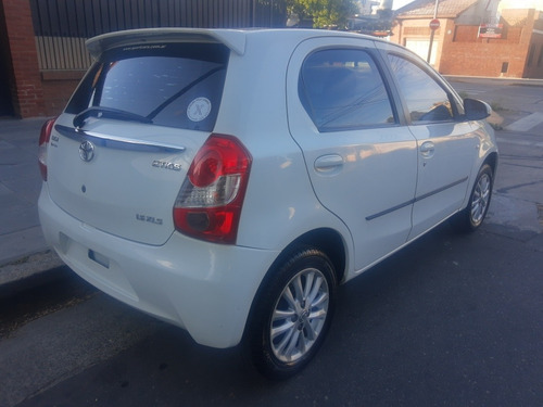 Toyota Etios 1.5 Sedan Xls 2014