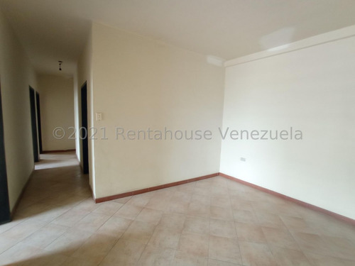 Imagen 3 de 10 de Apartamento En Venta Centro De Turmero 22-13722 Ag