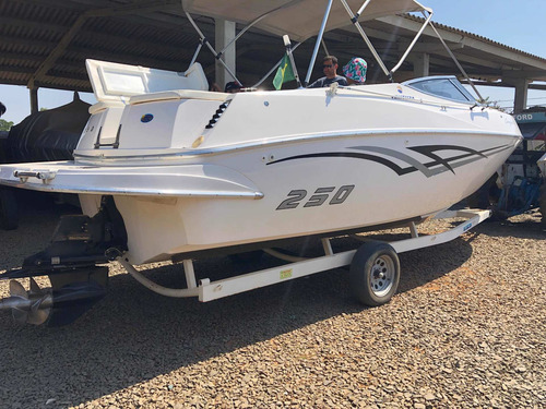 Ventura 250