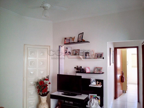 Imagem 8 de 10 de Casas - Ref: V2813