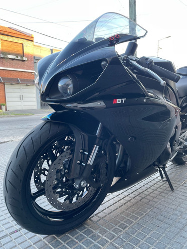 Yamaha R1