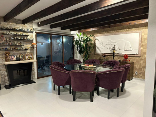 Casa En Venta En Lomas Verdes 6ta Sección.