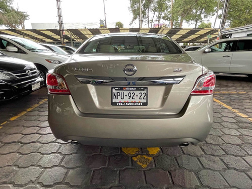 Imagen 5 de 13 de Nissan Altima 2013 3.5 Exclusive V6 Piel Cvt