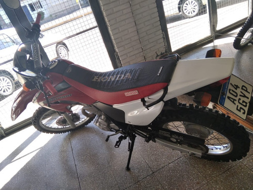 Moto Honda Xr 250 Tornado (modelo 2017)