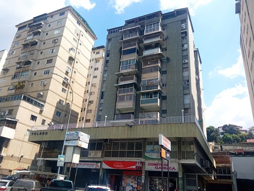 Apartamento En Urb. Horizonte. Municipio Sucre