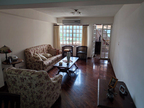 Townhouse Duplex En Venta Macaracuay Conjunto La Taina