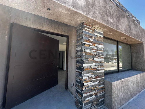 Casa En Venta Barrio Boedo Village