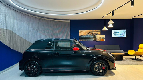 Mini John Cooper Works Convertible 2.0 Iconic At