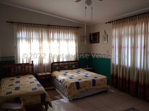Imagen 7 de 11 de Casa En Venta La Viña Valencia Carabobo 22-20963 Gerardo Guillen Rent-a-house