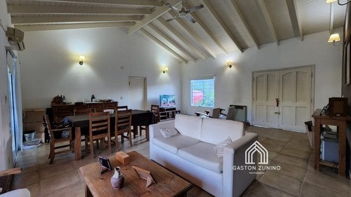 Imagen 4 de 19 de Venta De Hermosa Casa Quinta En Mercedes B