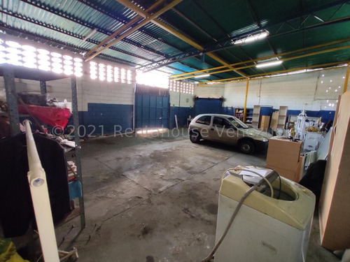 Imagen 10 de 13 de En Venta Casa Con Gran Potencial Comercial
