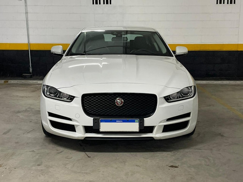 Imagem 3 de 24 de Jaguar Xe Pure