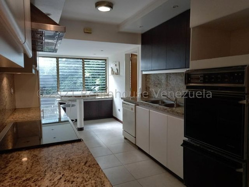 Imagen 16 de 19 de Venta De Apartamento En Altamira 22-19843