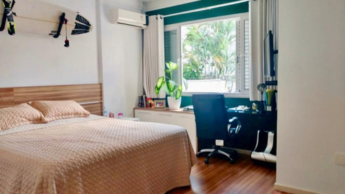 Imagem 9 de 19 de Excelente Apartamento Na Av Beira Mar Com 186 M² - Ap4009