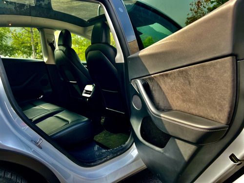 Tesla Model Y Performance Dual Motor