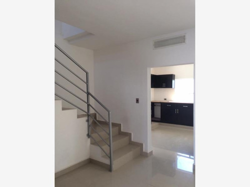 Imagen 5 de 12 de Casa Sola En Venta Villas De Las Palmas