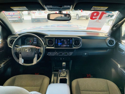Imagen 8 de 11 de Toyota Tacoma Modelo 2019