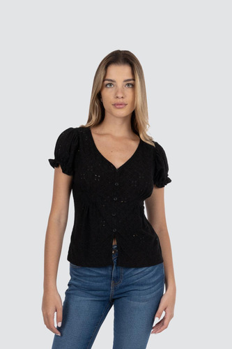 Blusa Calada Con Botones