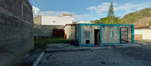 Imagen 2 de 13 de Casa En La Urbanización Paso Real Charallave