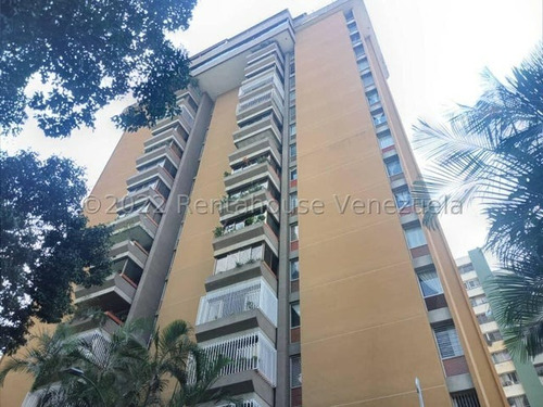 Se Vende Apartamento En El Paraíso, Caracas. 23-3815