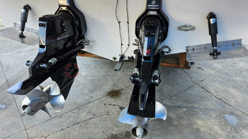 Lancha Maestrale 320 Ano 2012 Com 2 Mercruise 170hp