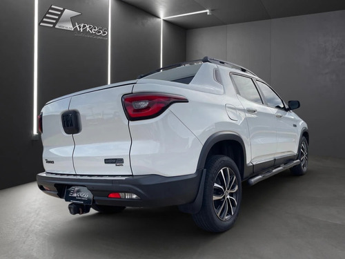 Fiat Toro 2.0 16V TURBO DIESEL ULTRA 4WD AT9
