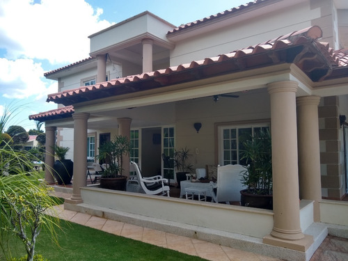 Casa/villa En Metro Country Club, Juan Dolio