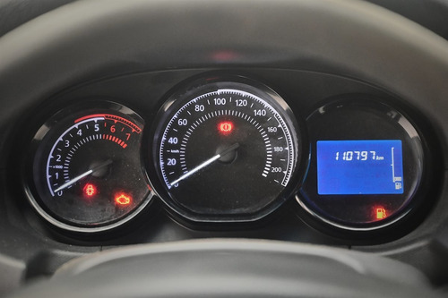 Imagen 11 de 15 de Renault Oroch Expresion 1.6 2020