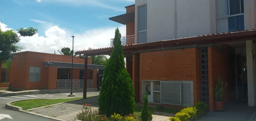 Venta Casa Condominio En Cinco Soles, Jamundí 414.