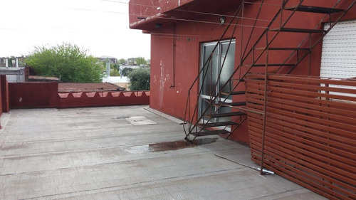 Imagen 14 de 25 de Galpón - J.ingenieros