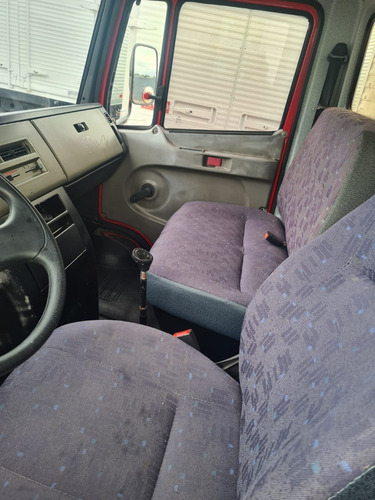 Imagem 10 de 10 de Mb 710 4x2 Ano 2009 Unico Dono Bau 4,50mts Vuc Ñ E Vw 8150