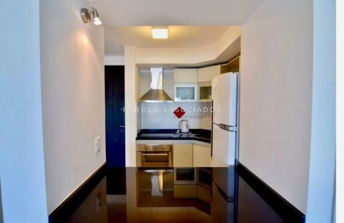 Apartamento En Venta De 2 Dormitorios En Icon Brava Tower, Punta Del Este.