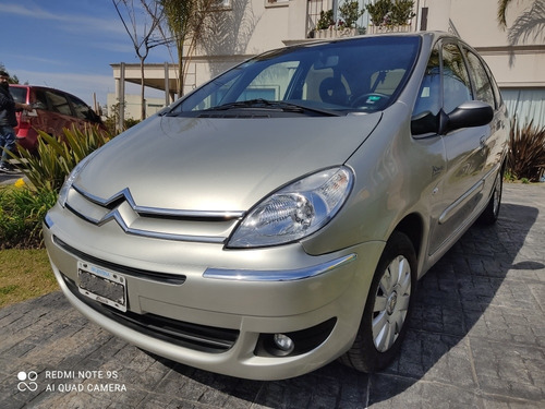 Imagen 2 de 10 de Citroën Xsara Picasso 2011 1.6 Fase2 I Exclusive