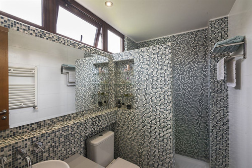 Venta De Casa Mediterránea En Bosques De Montemar