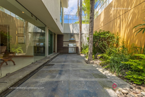 Casa De Lujo En Venta Villa Coral Zapopan Atlas Colomos