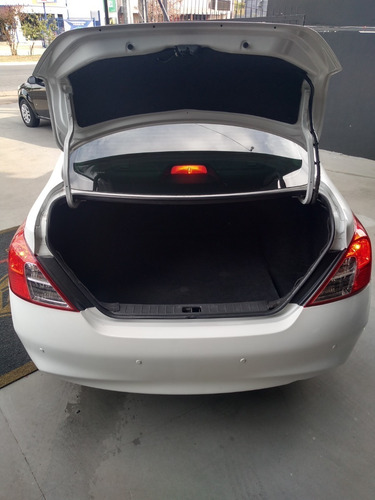 Nissan Versa Sl 1.6 2012 Branco Completo