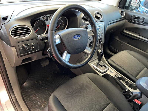 Imagem 6 de 14 de Ford Focus Sedan Glx 2.0 16v 4p 2013