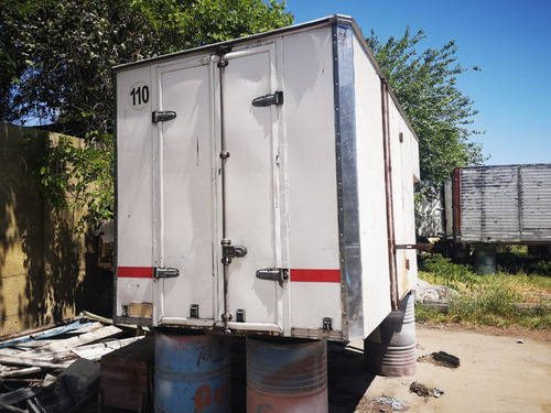 Imagen 5 de 8 de Carrocería Paquetera Con Buche 3x1.90x1.90 Para Kia