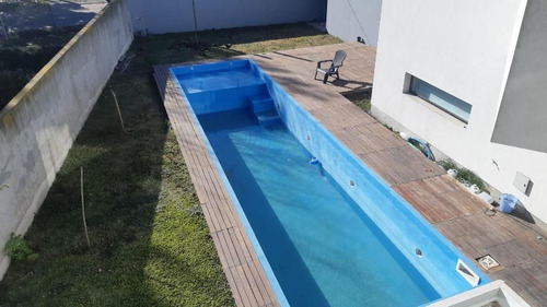Imagen 4 de 14 de Casa En Venta En Parque Leloir