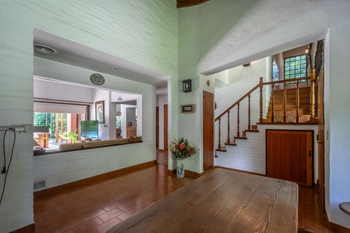Casa 6 Dormitorios Con 4 Cocheras Highland Park