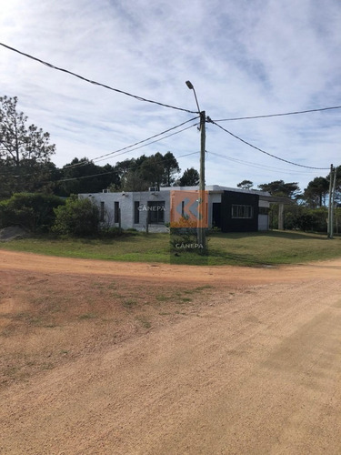 Casa En Tio Tom, Punta Ballena - Ref: 8922