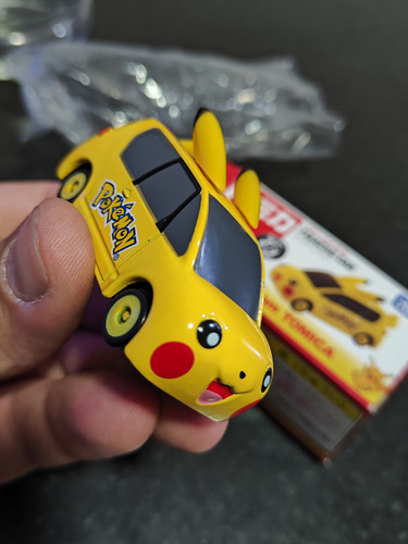 Autito Tomica Dream Pikachu Cars Tomi