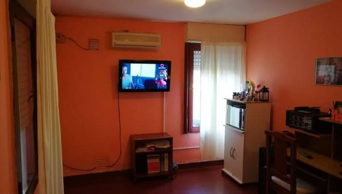 Imagen 2 de 12 de Departamento De 3 Dormitorios, Cocina, Living Comedor Y Patio