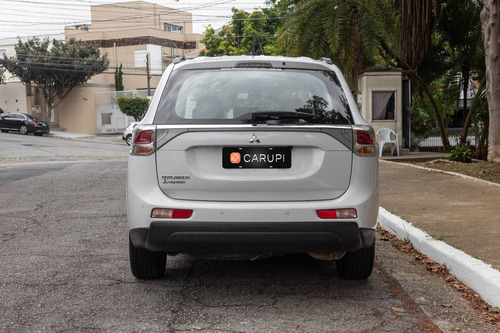 Imagem 5 de 14 de Mitsubishi Outlander 2.0 16v Cvt