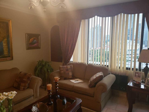 Imagen 5 de 14 de Venta De Apartamento Céntrico En Ph Marazul Marbella 20-1484