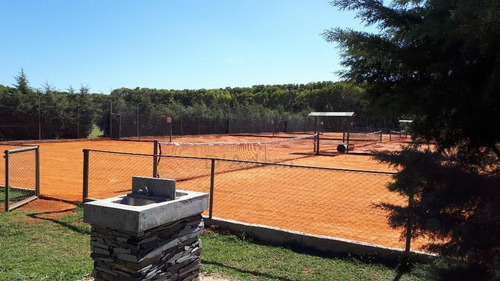 Imagen 15 de 18 de Oportunidad. Lote En Venta En Barrio Nuestra Señora De Lourdes. San Sebastián. Área 11.