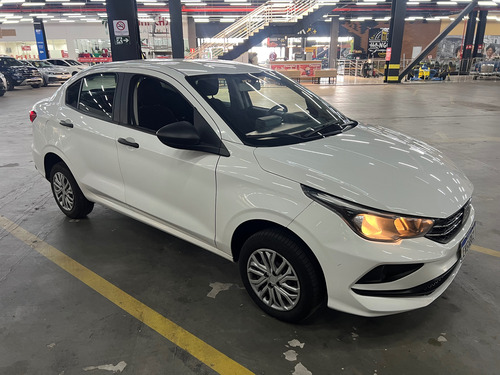 Fiat Cronos 1.0 Flex 4p